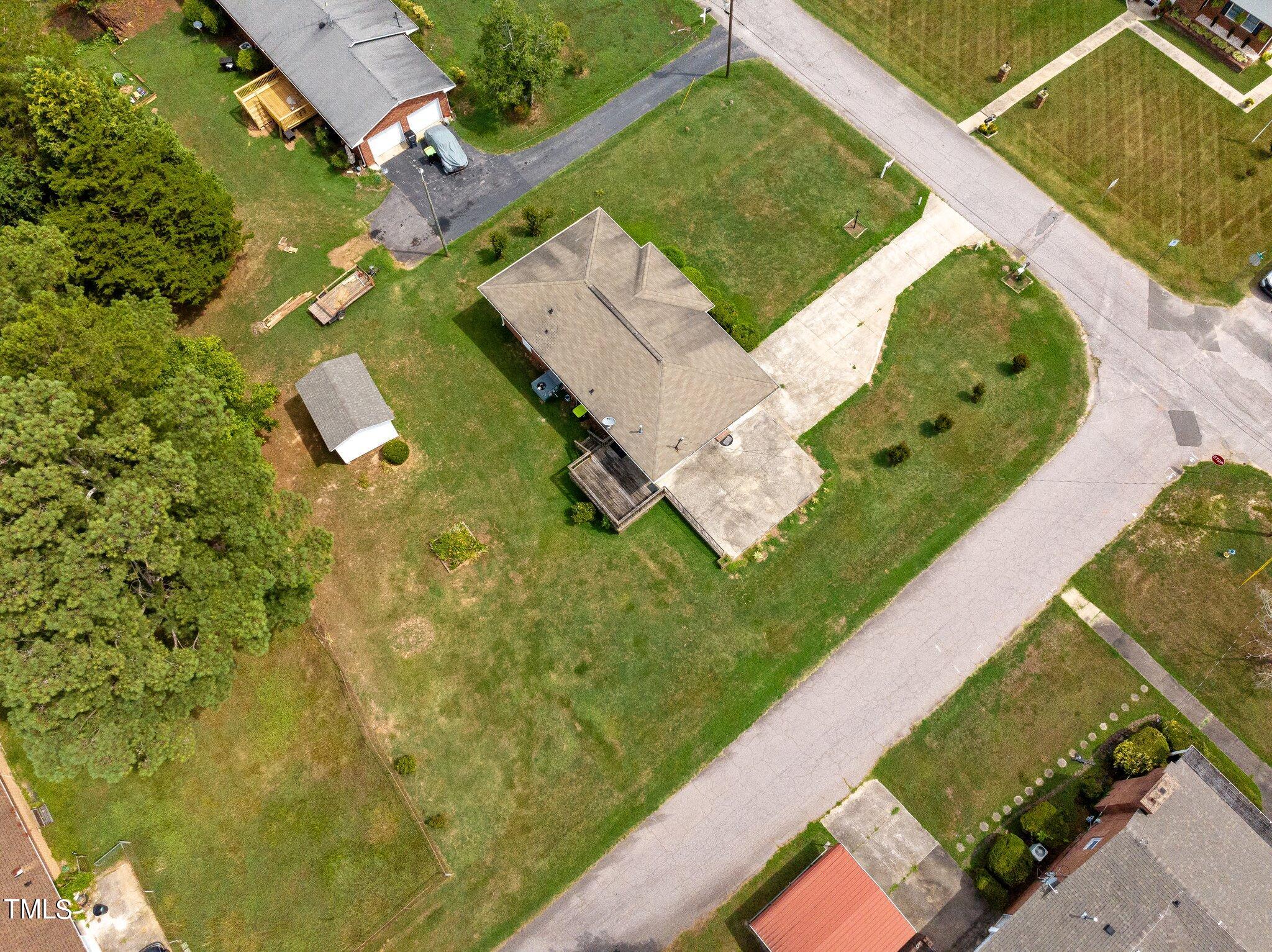 1305 Alpha Road Henderson, NC 27536 - Photo 34 of 38 46-web-or-mls-DJI_20240711111126_0006_D