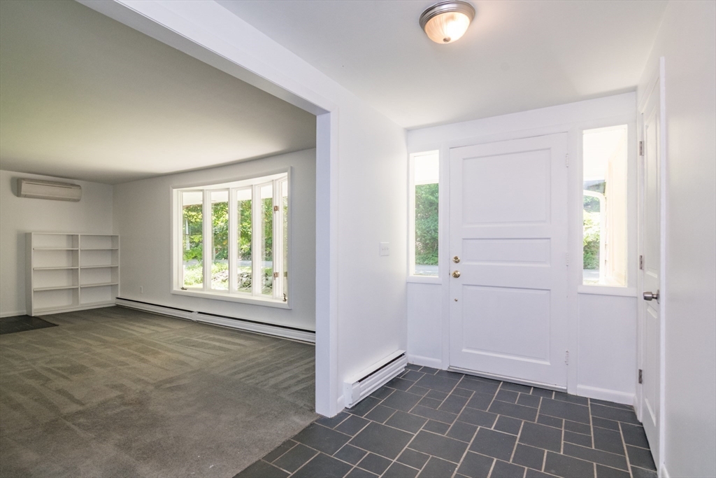 9 Long Hill Road Leverett, MA 01054 - Photo 5 of 37