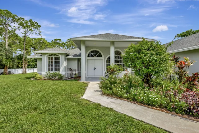 $3,800 | 14911 Orange Boulevard, Loxahatchee, FL 33470