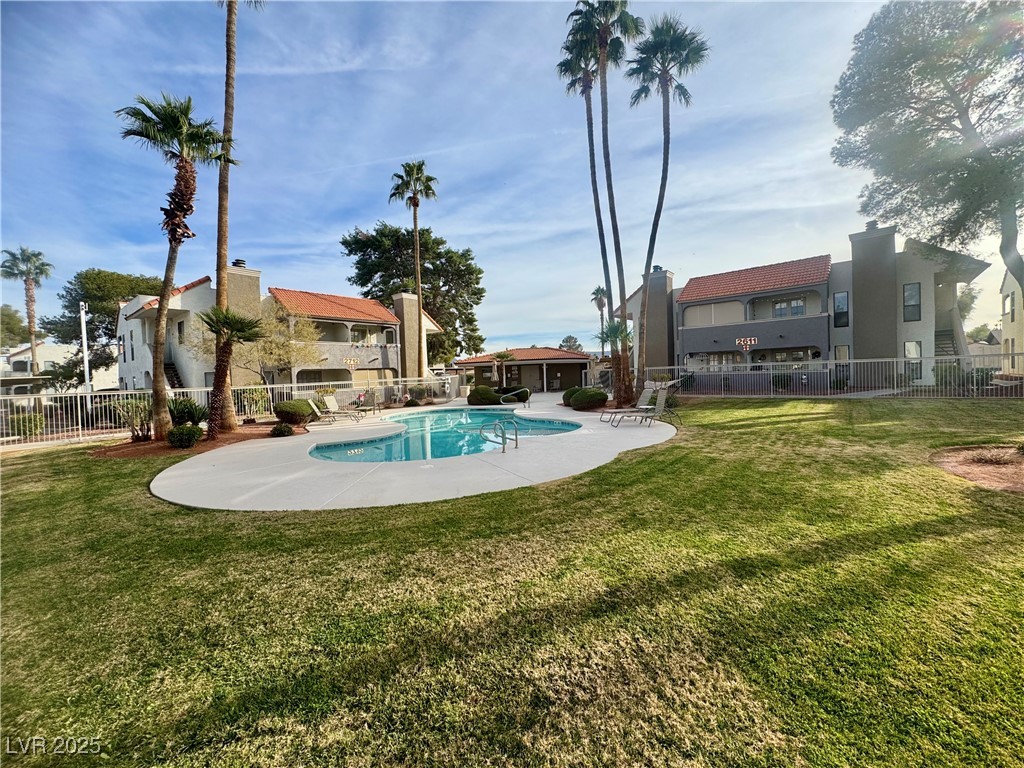 2112 Sunfish Drive, Unit B Henderson, NV 89014 - Photo 18 of 19