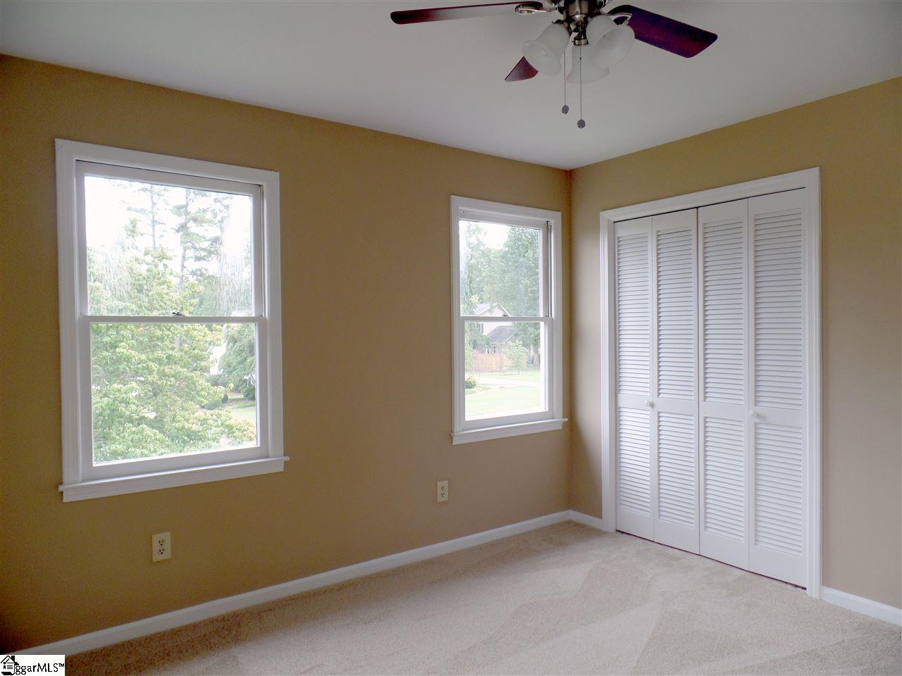 326 Quail Run Circle Fountain Inn, SC 29644 - Photo 10 of 17 Gallery Image 10