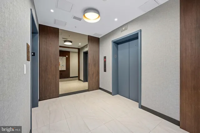 $595,000 | 625 Slaters Lane, Unit 404, Alexandria, VA 22314