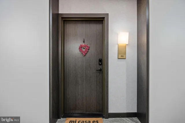 $595,000 | 625 Slaters Lane, Unit 404, Alexandria, VA 22314