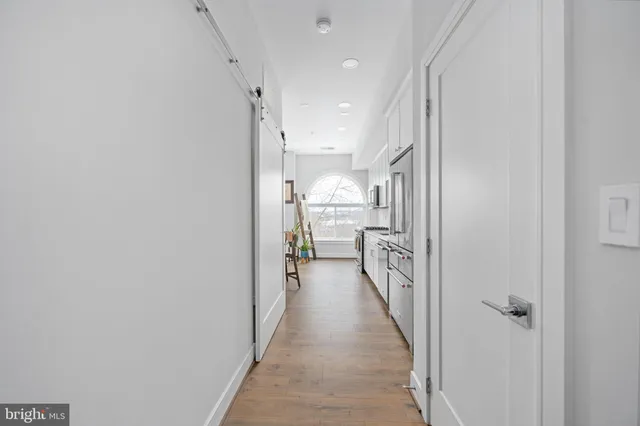 $595,000 | 625 Slaters Lane, Unit 404, Alexandria, VA 22314