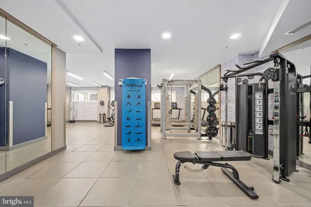 $595,000 | 625 Slaters Lane, Unit 404, Alexandria, VA 22314