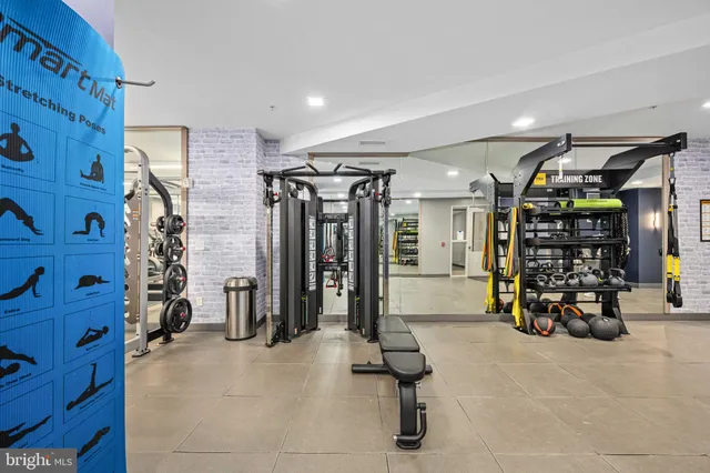 $595,000 | 625 Slaters Lane, Unit 404, Alexandria, VA 22314