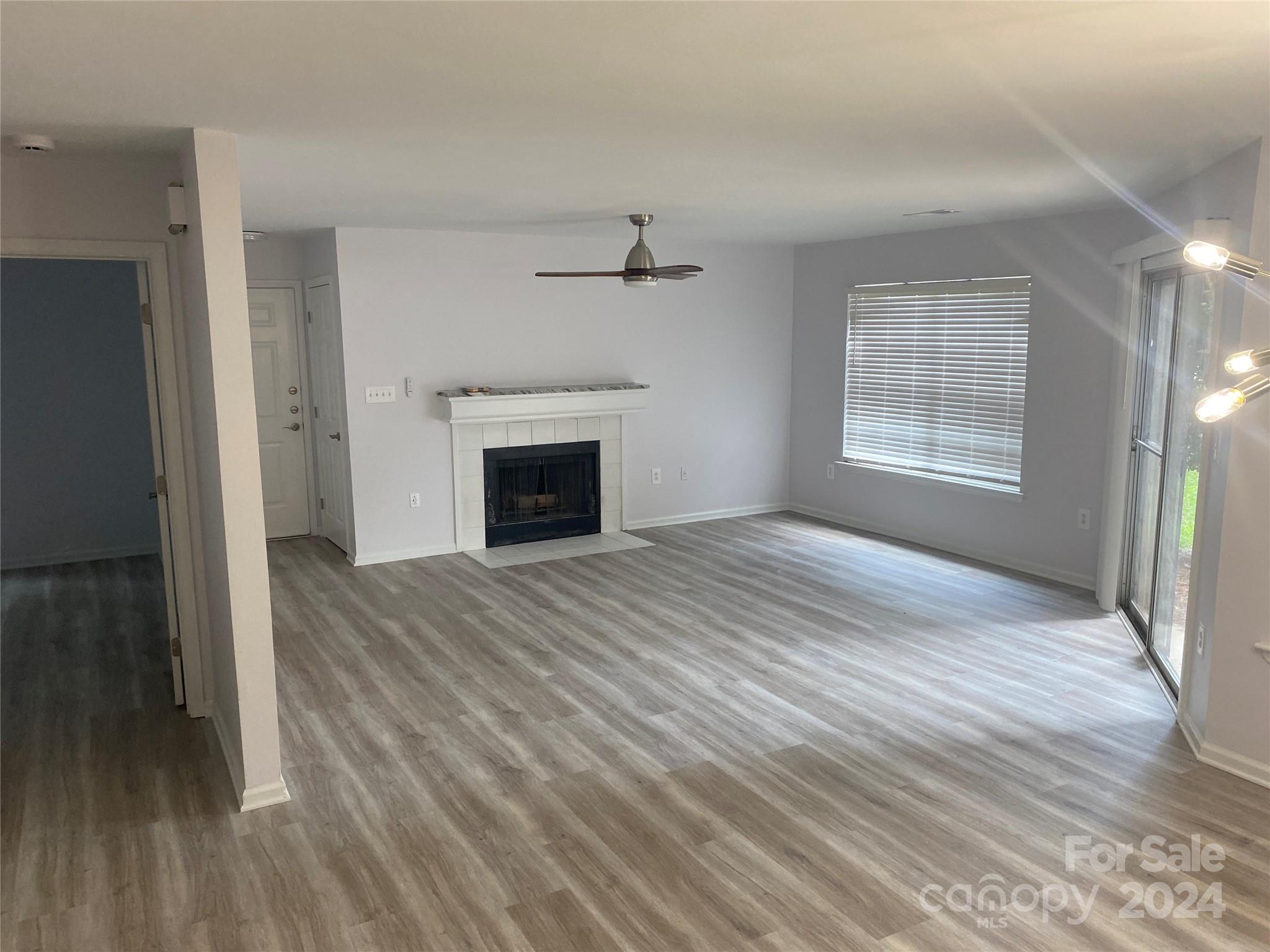 5009 Sharon Road, Unit D Charlotte, NC 28210 - Photo 5 of 14 Gallery Image 5
