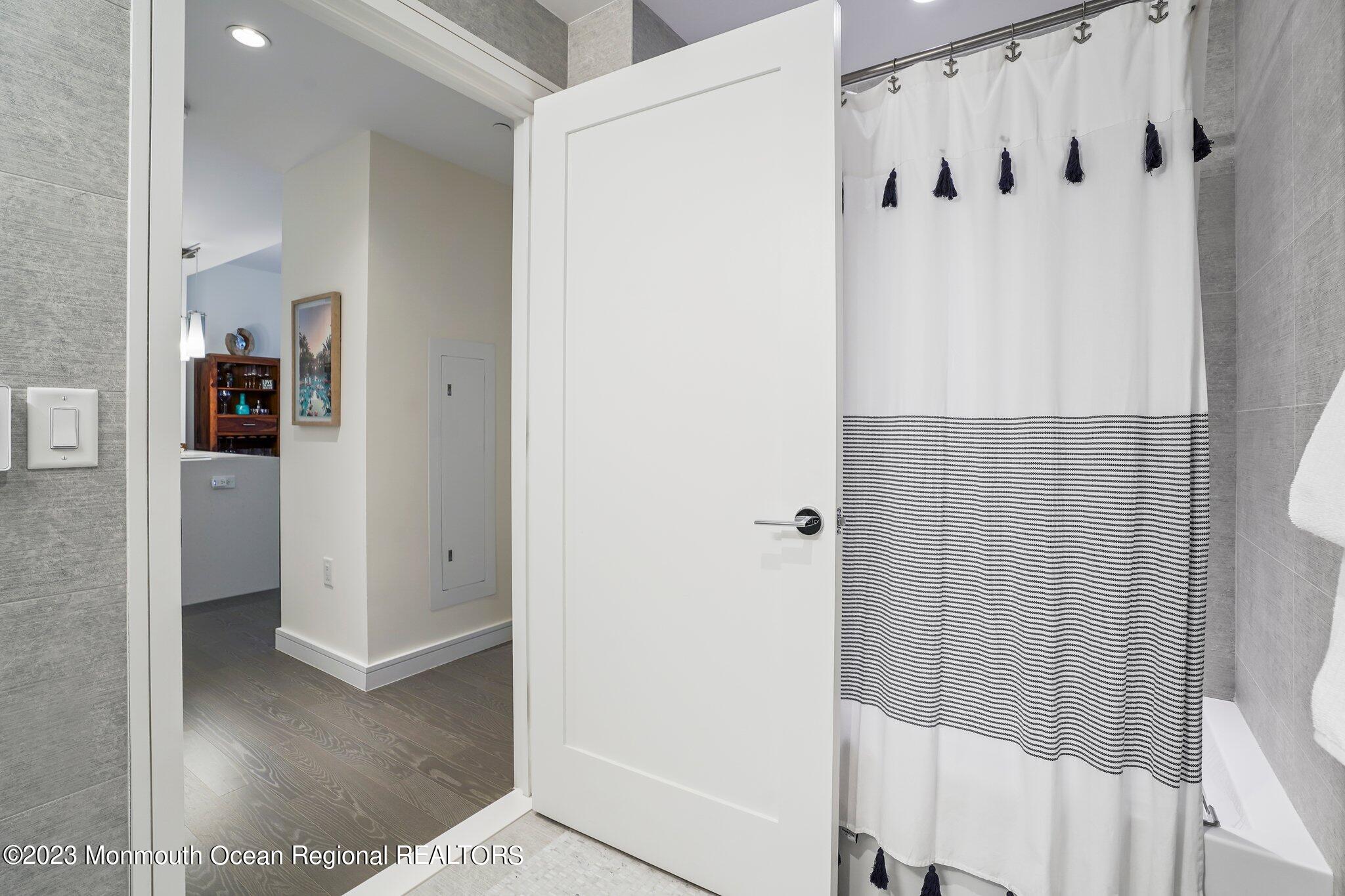 30 Melrose Terrace, Unit 203 Long Branch, NJ 07740 - Photo 21 of 39 2-web-or-mls-DSC09774