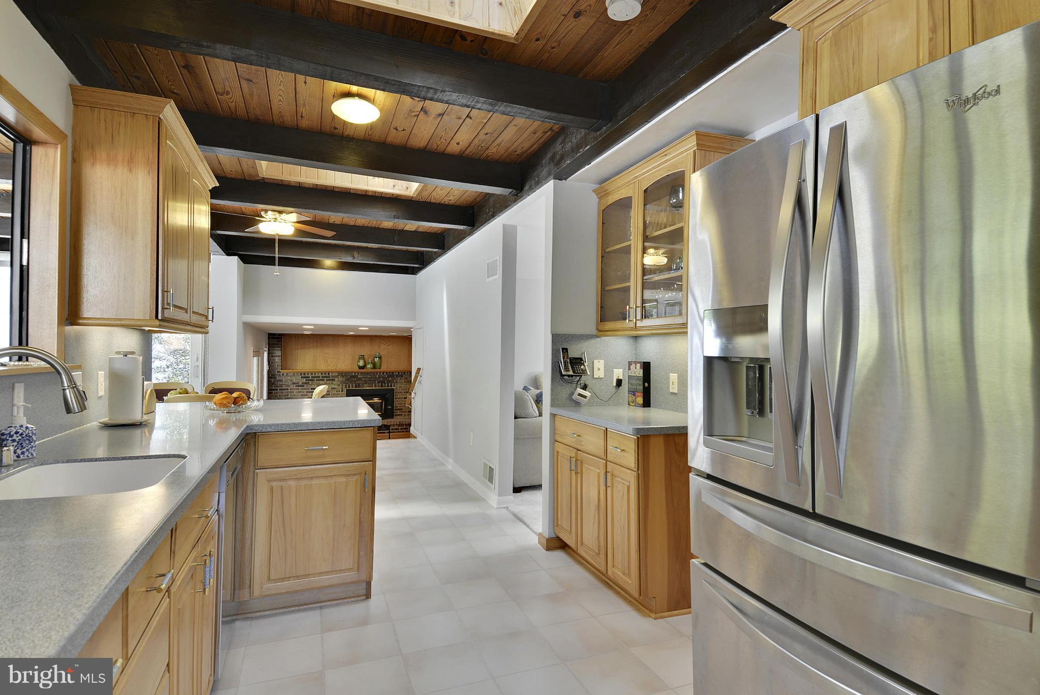 11419 Mapleview Drive Silver Spring, MD 20902 - Photo 11 of 30 Kitchen