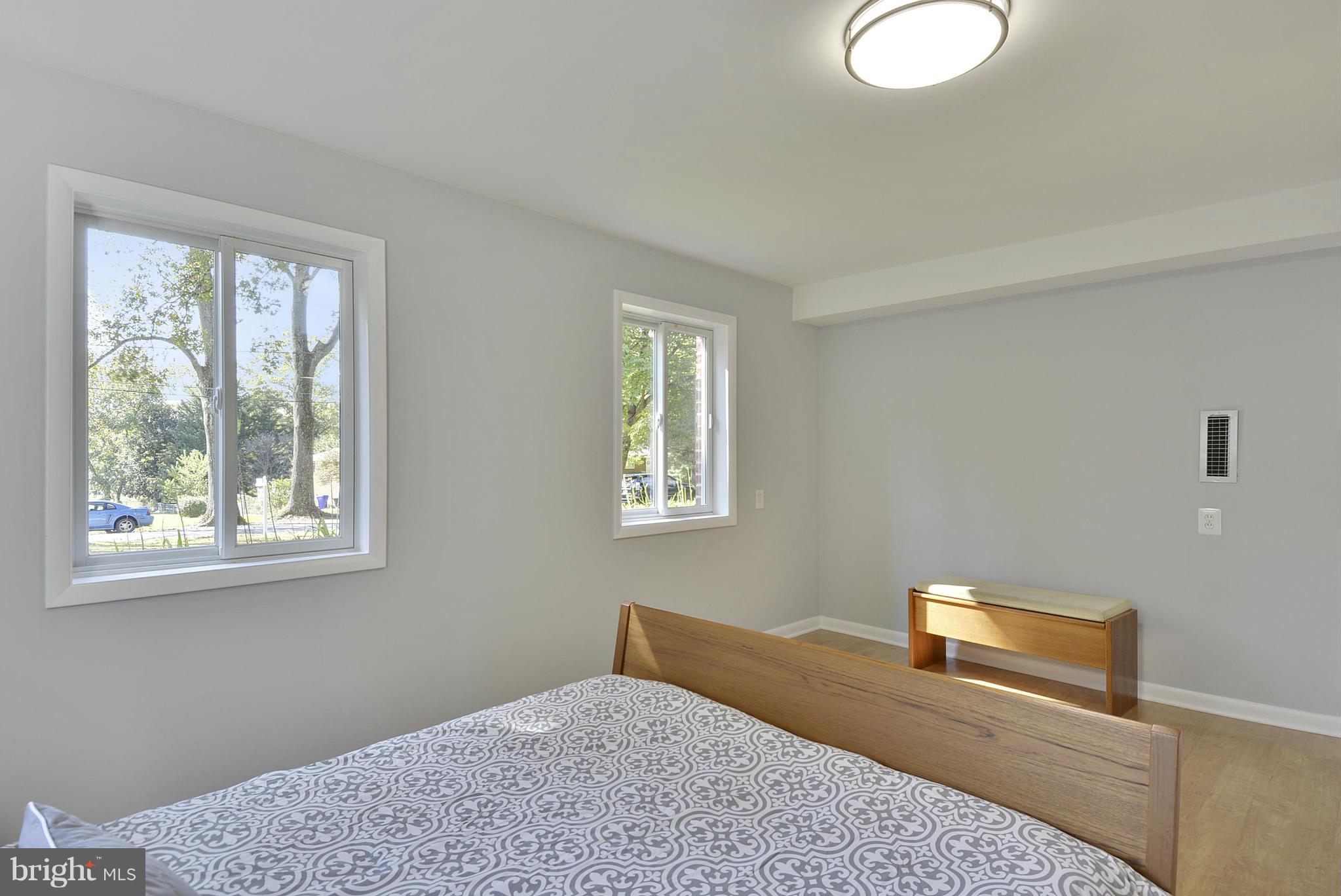 11419 Mapleview Drive Silver Spring, MD 20902 - Photo 17 of 30 Bedroom (Master)