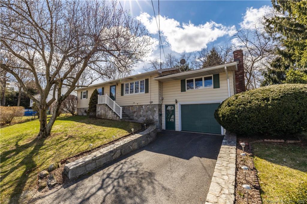 139 Wesley Street Waterbury, CT 06708 - Photo 1 of 1 Gallery Image 1