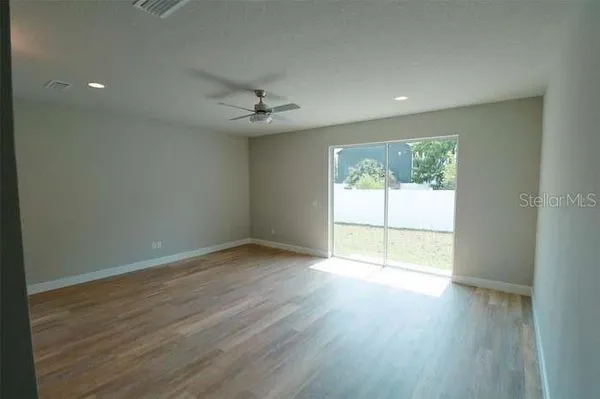 $3,250 | 3904 West Everett Avenue, Unit 2, Tampa, FL 33616