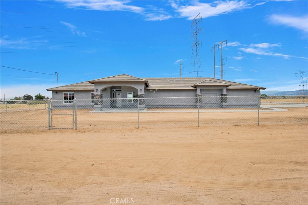 9835 Pyrite Avenue Hesperia, CA 92345 - Photo 11 of 46