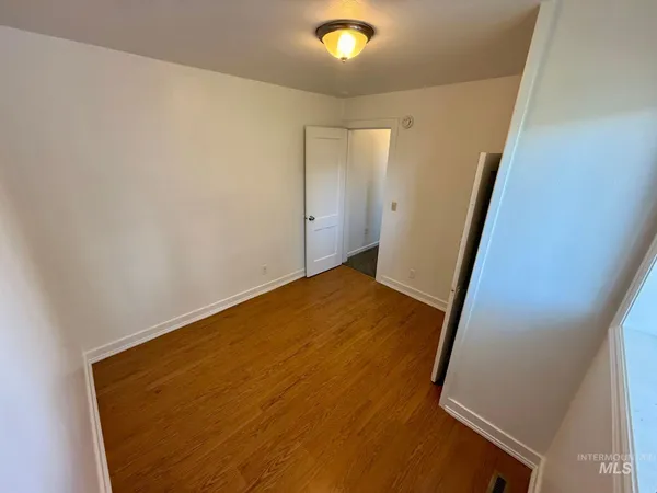 $369,700 | 517 12th Street, Clarkston, WA 99403