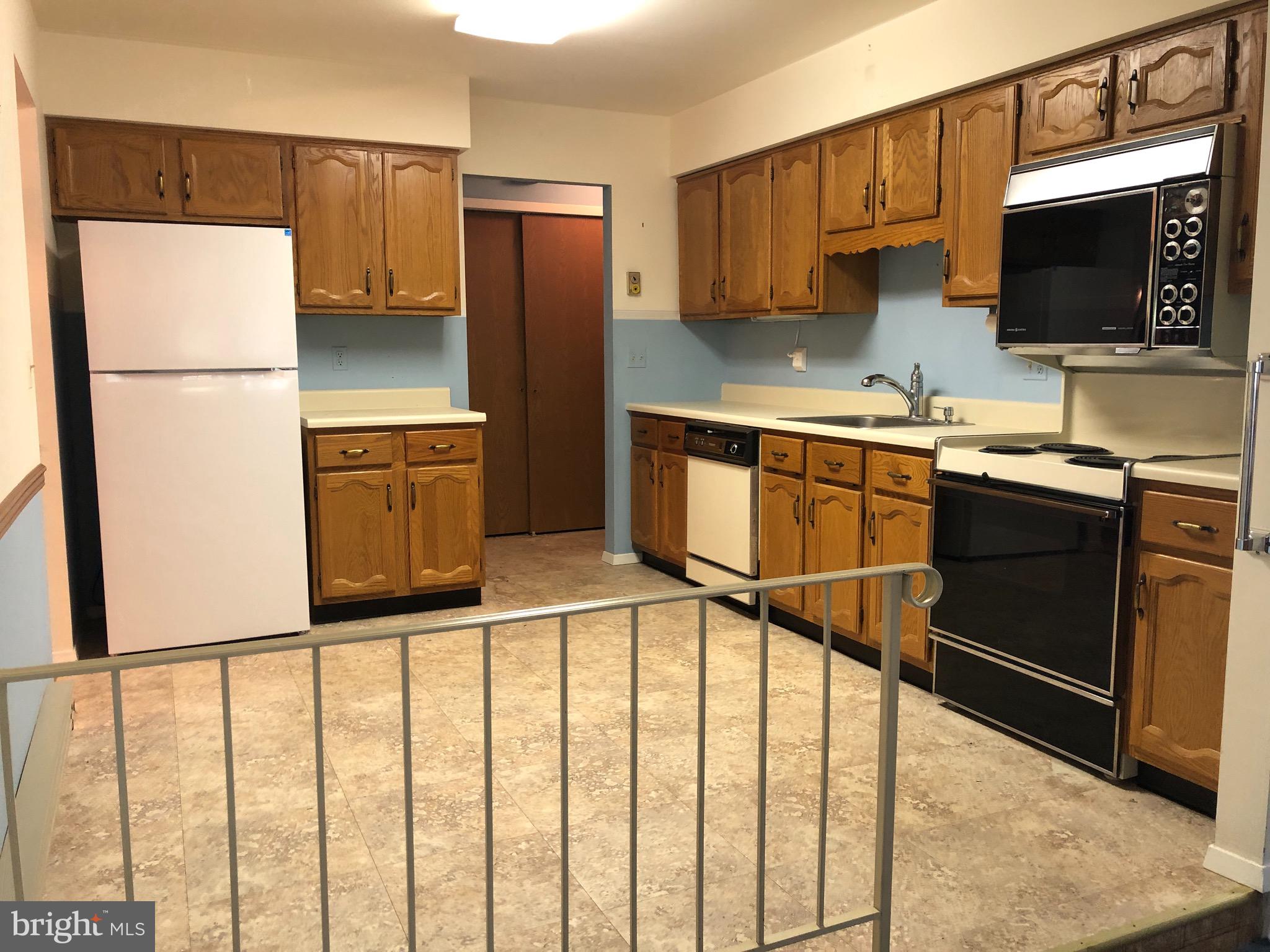 12 Mill Road Whiting, NJ 08759 - Photo 8 of 42 Kitchen From Office / Craft Room