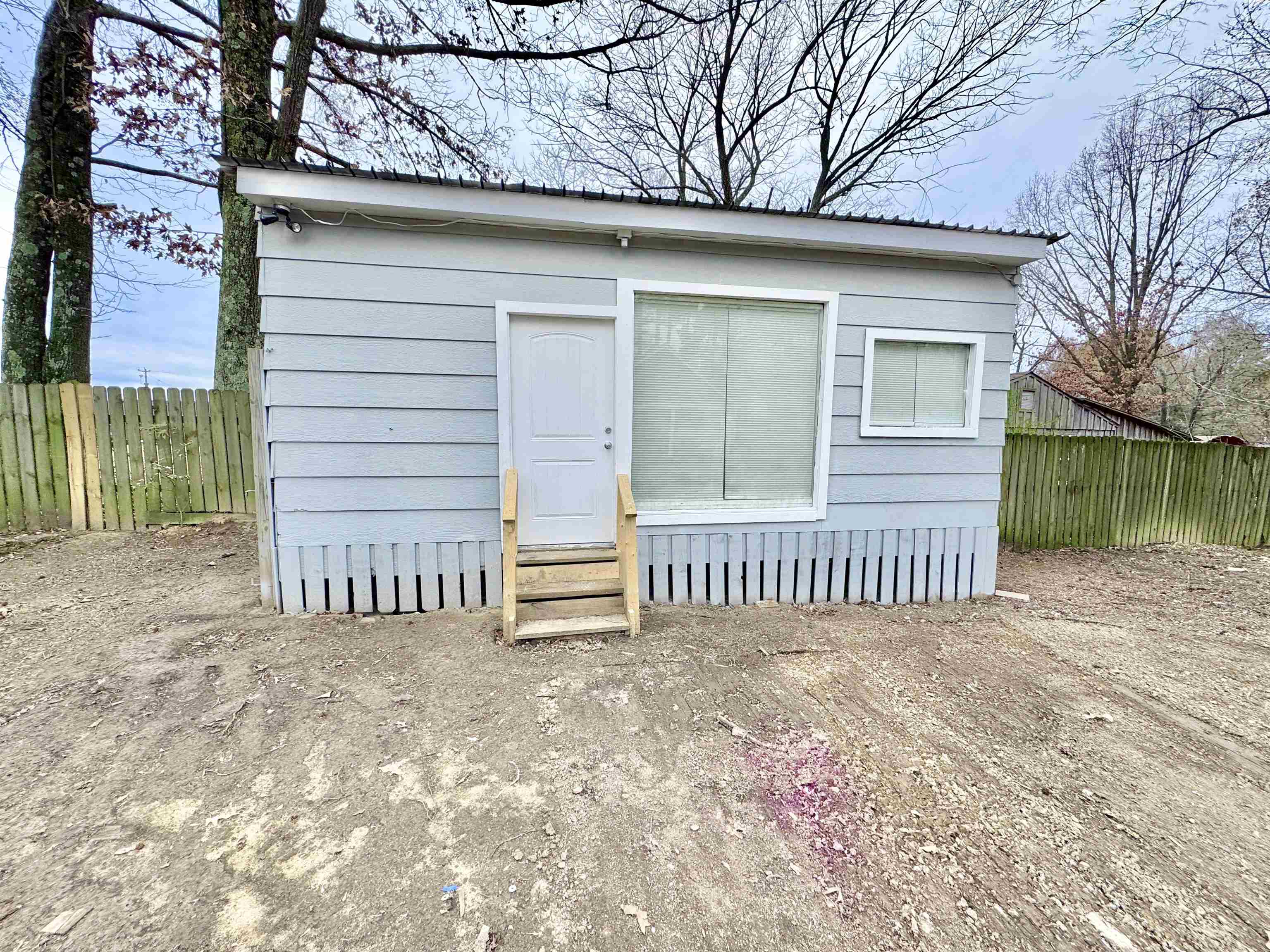 6400 Kerrville Rosemark Road Millington, TN 38053 - Photo 32 of 36 View of outbuilding with entry steps