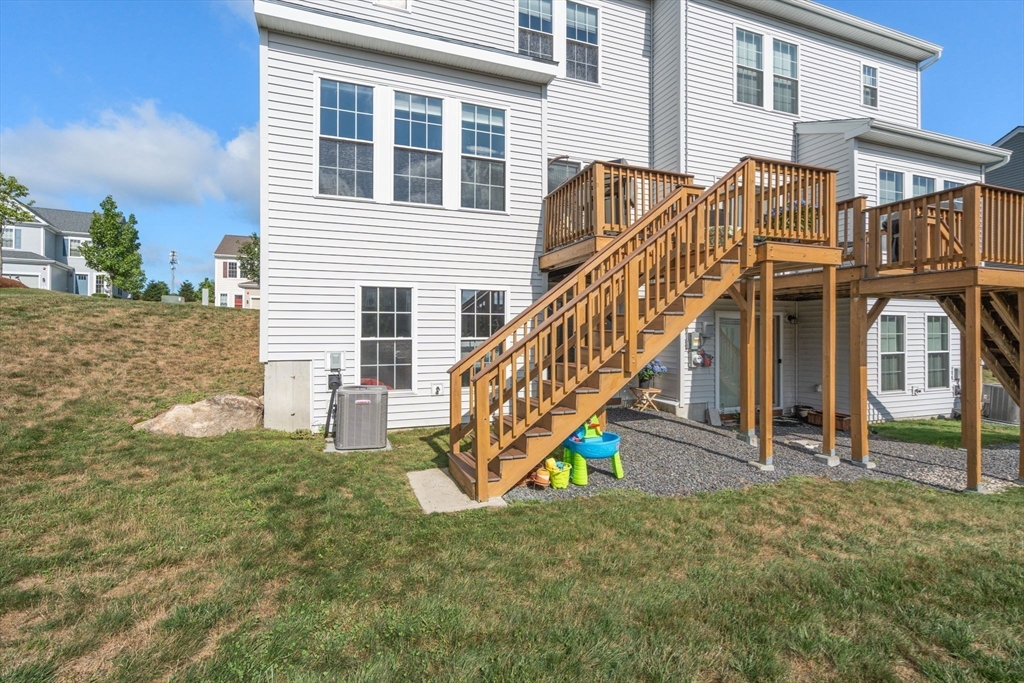 49 Walnut Way, Unit 49 Hopkinton, MA 01748 - Photo 38 of 39 Gallery Image 38