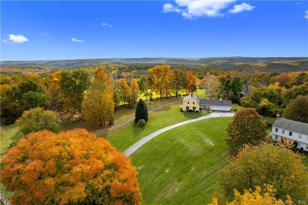 235 Hog Hill Road East Hampton, CT 06424 - Photo 1 of 1 Gallery Image 1