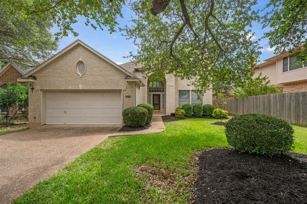 $715,000 | 10004 Scull Creek Drive, Austin, TX 78730