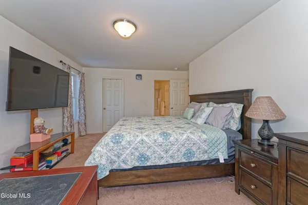 $3,500 | 1 Haywood Lane, North Greenbush, NY 12144