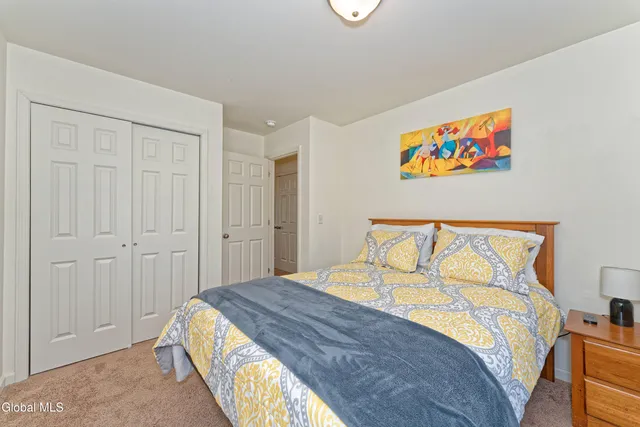 $3,500 | 1 Haywood Lane, North Greenbush, NY 12144