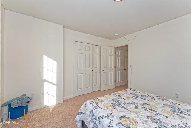 $3,500 | 1 Haywood Lane, North Greenbush, NY 12144