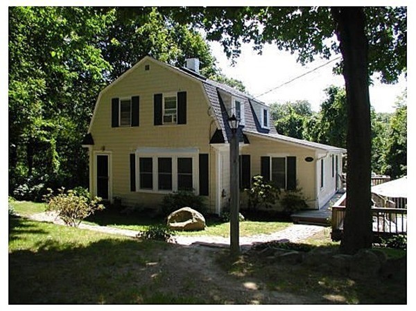 33 Ferry Hill Road Marshfield, MA 02050 - Photo 1 of 18 Gallery Image 1