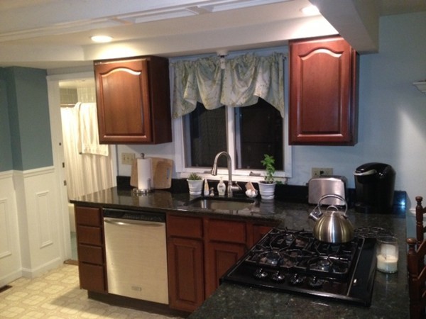 33 Ferry Hill Road Marshfield, MA 02050 - Photo 4 of 18 Gallery Image 4