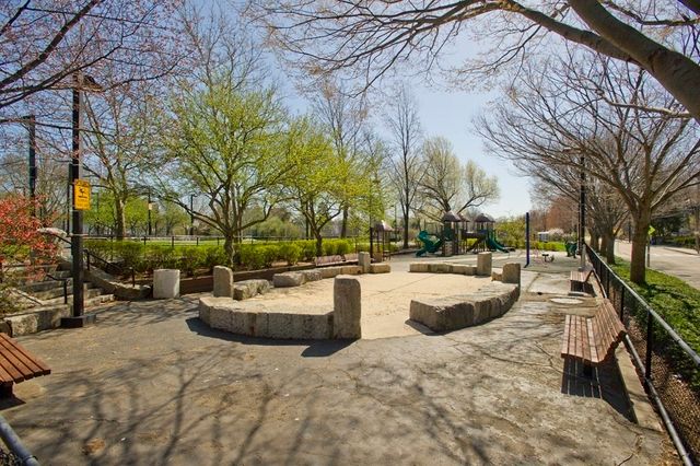 $775,000 | 65 Green Street, Unit 201, Boston, MA 02130