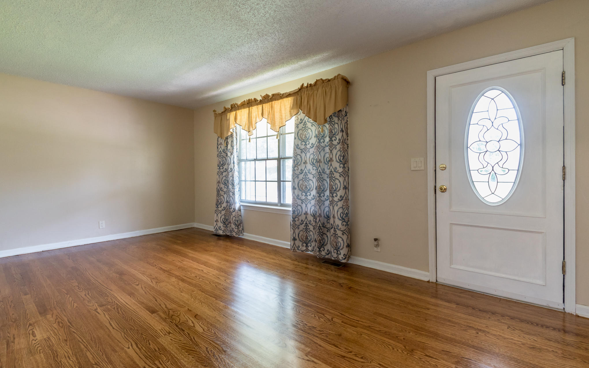 256 Steele Road Rossville, GA 30741 - Photo 4 of 23 _DSC4008