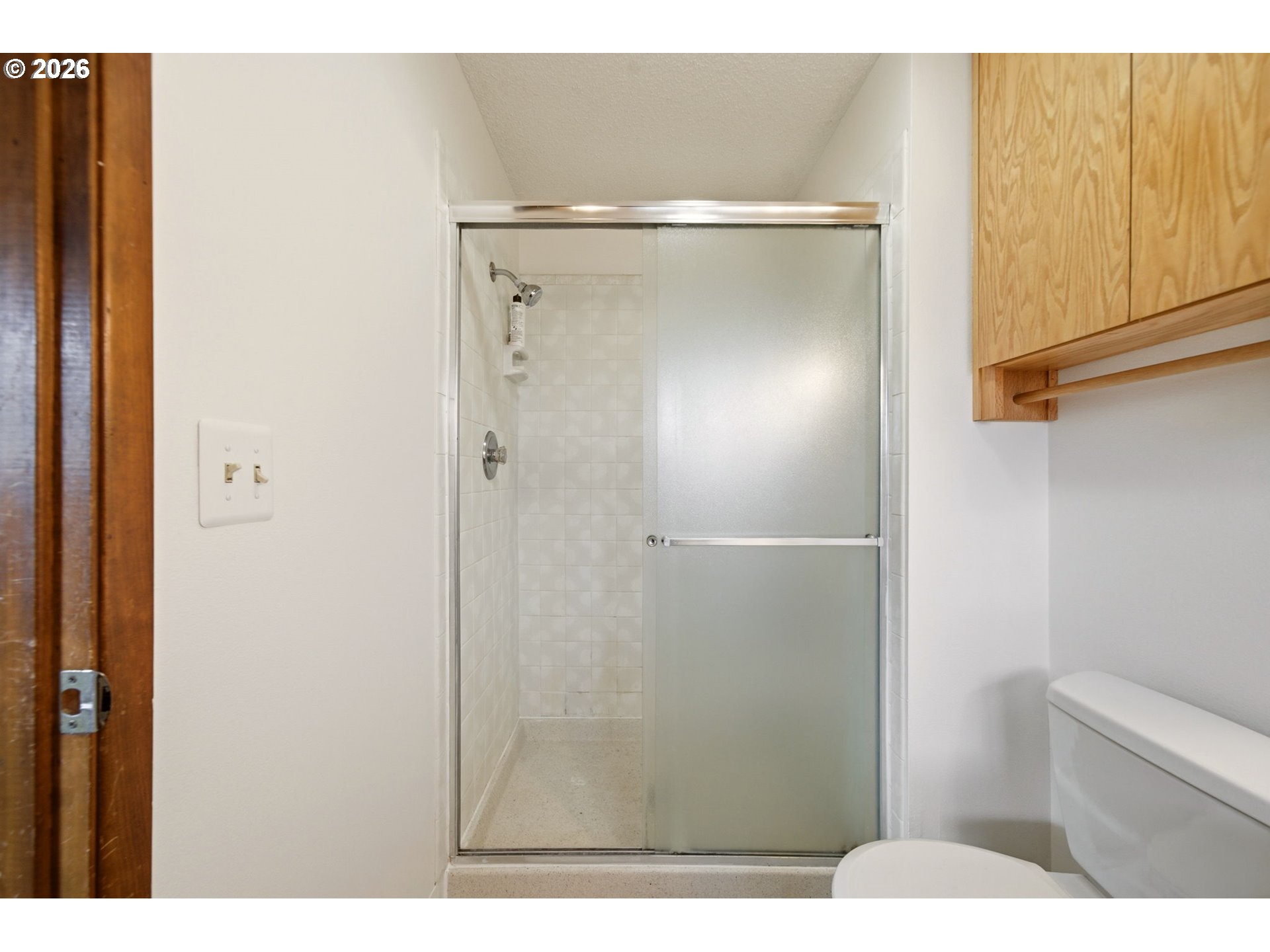 10175 Southwest Wasco Way Tualatin, OR 97062 - Photo 24 of 39 Attached Bathroom #1