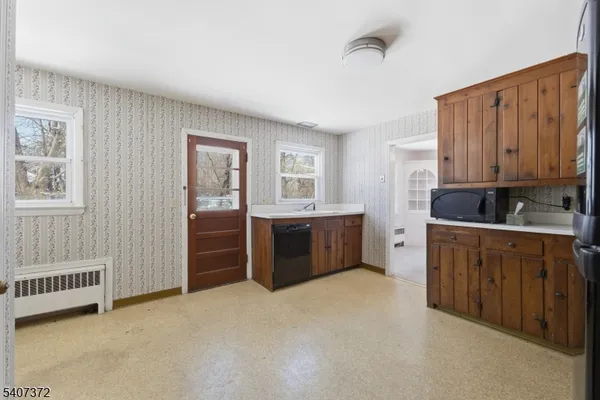 $480,000 | 30 Reynolds Avenue, Parsippany, NJ 07054