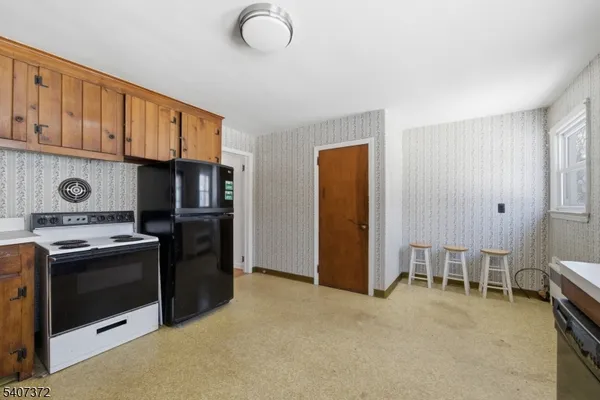 $480,000 | 30 Reynolds Avenue, Parsippany, NJ 07054