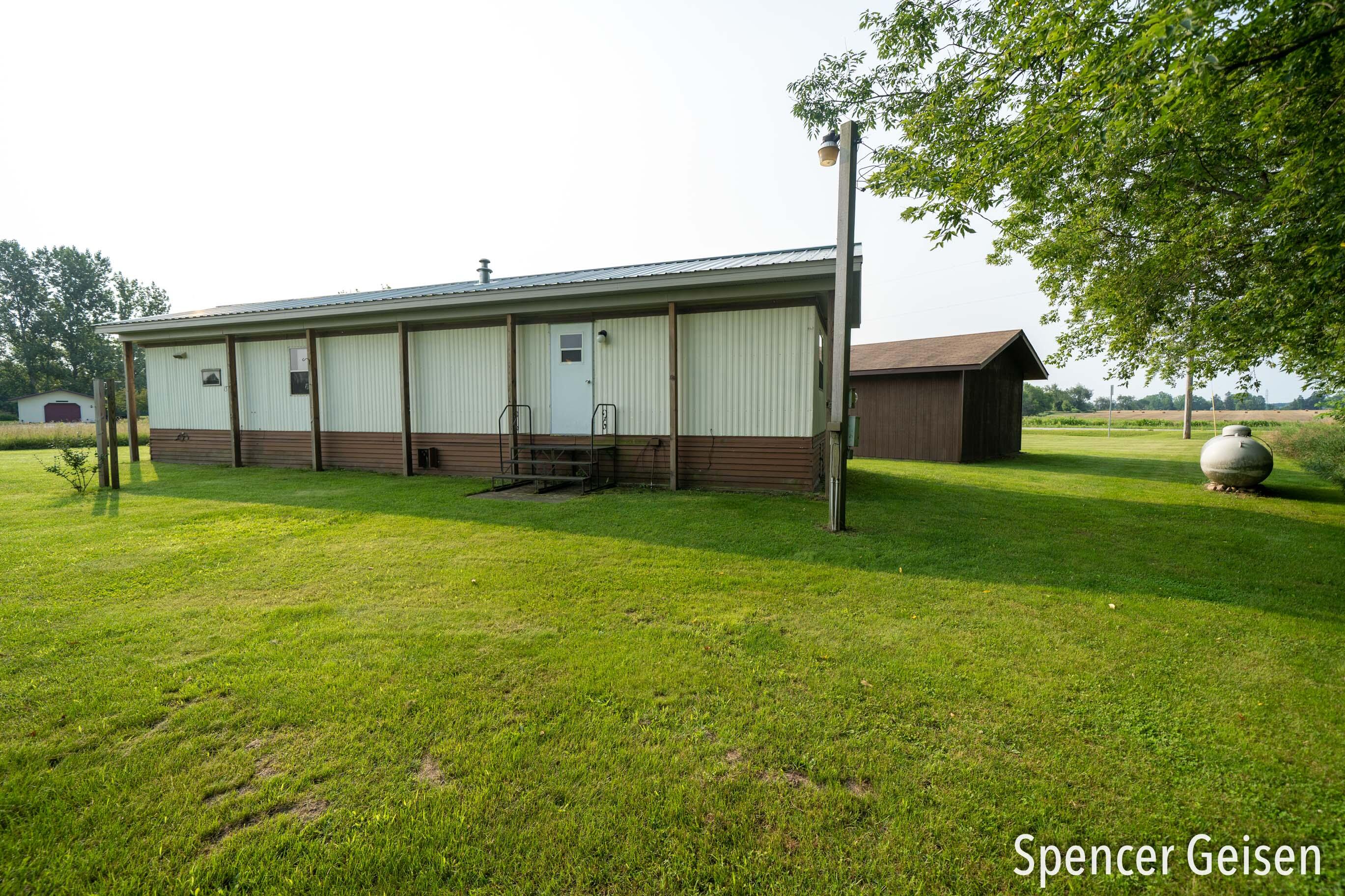 3404 West County Farm Road Sheridan, MI 48884 - Photo 34 of 39 3404 County Farm Rd, Sheridan, MI 48884-