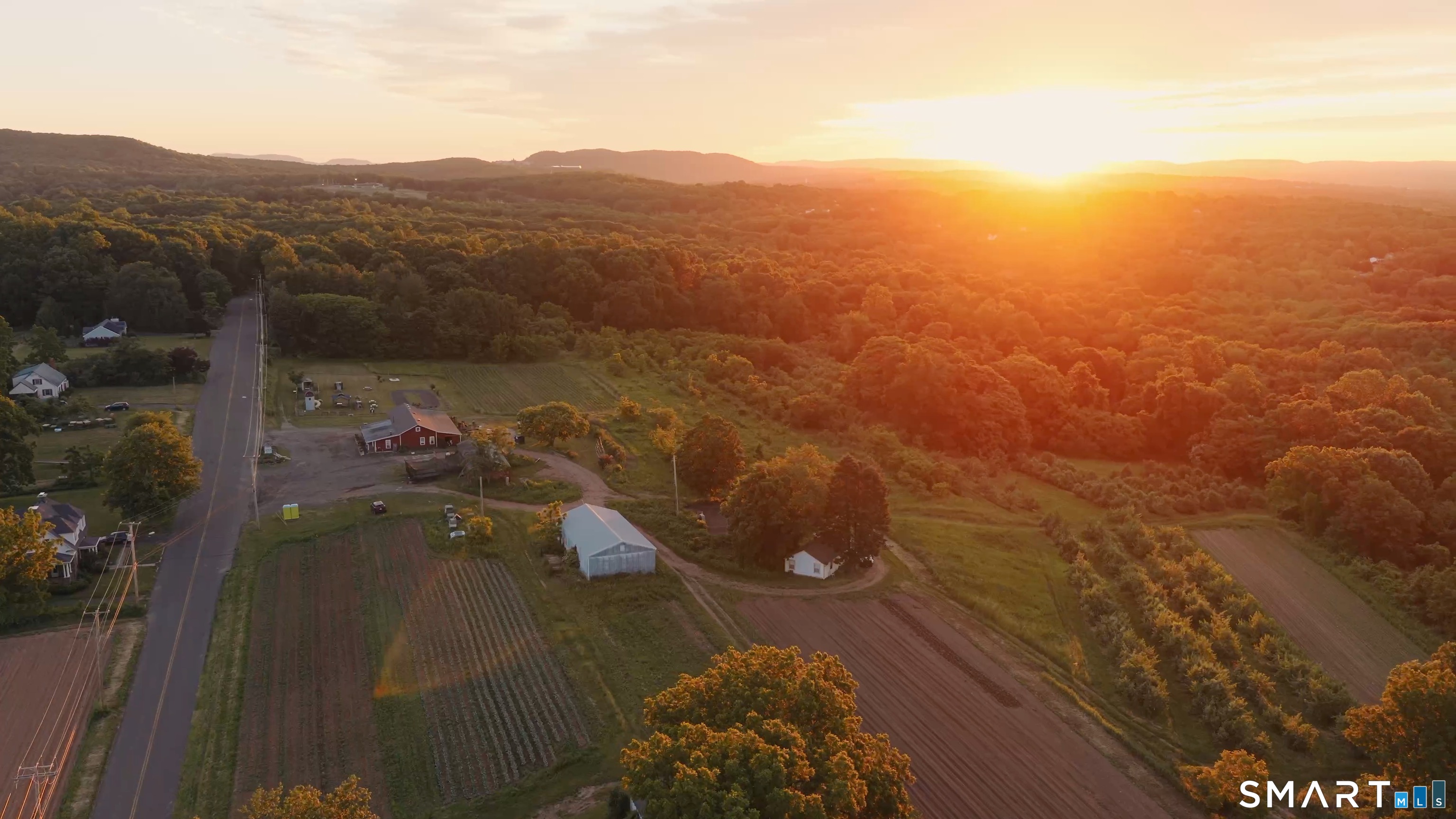 810 Dunbar Hill Road Hamden, CT 06514 - Photo 27 of 40 Sunrise on the Farm