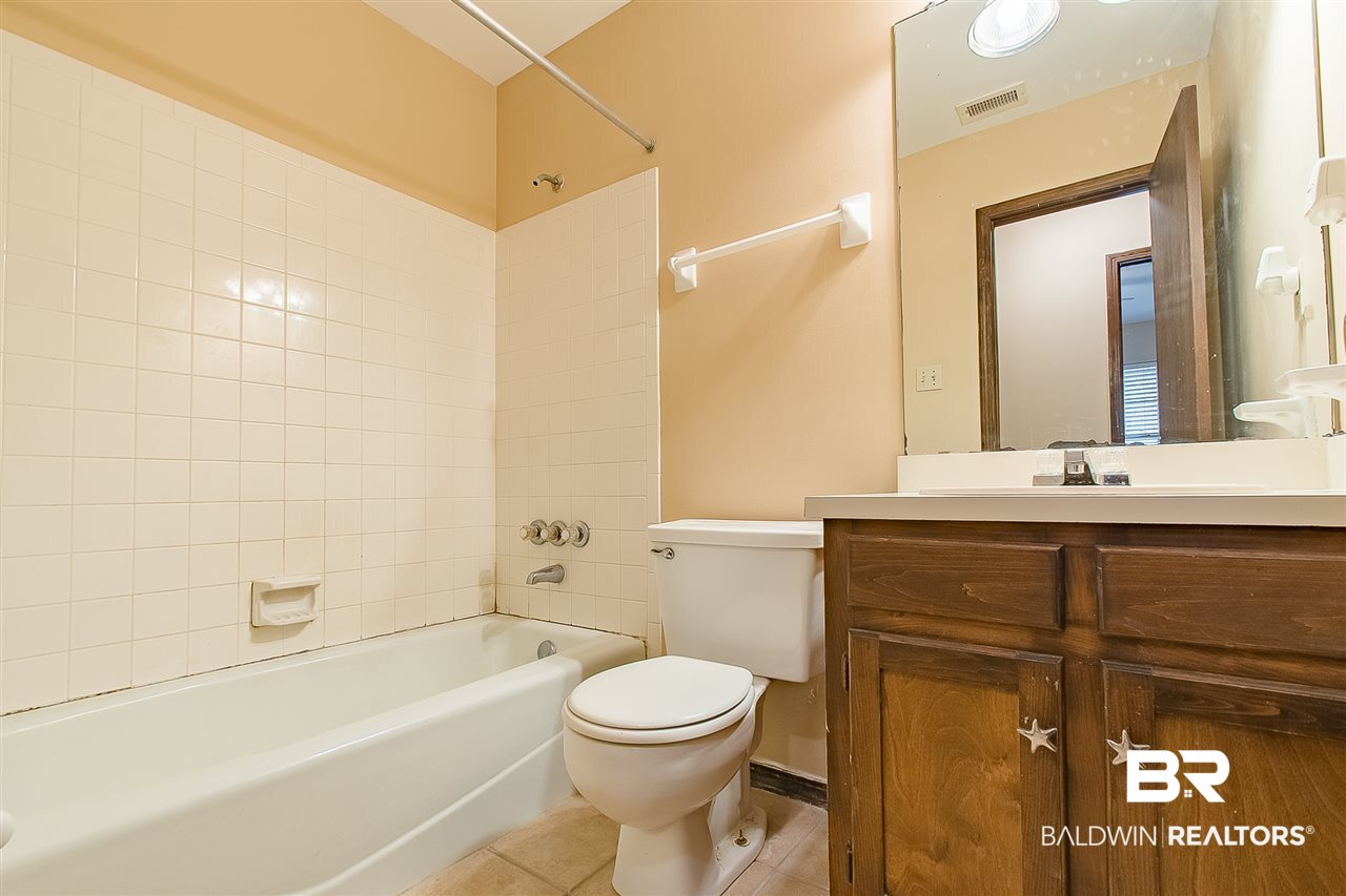 116 Michael Loop Daphne, AL 36526 - Photo 24 of 40 bathroom 2