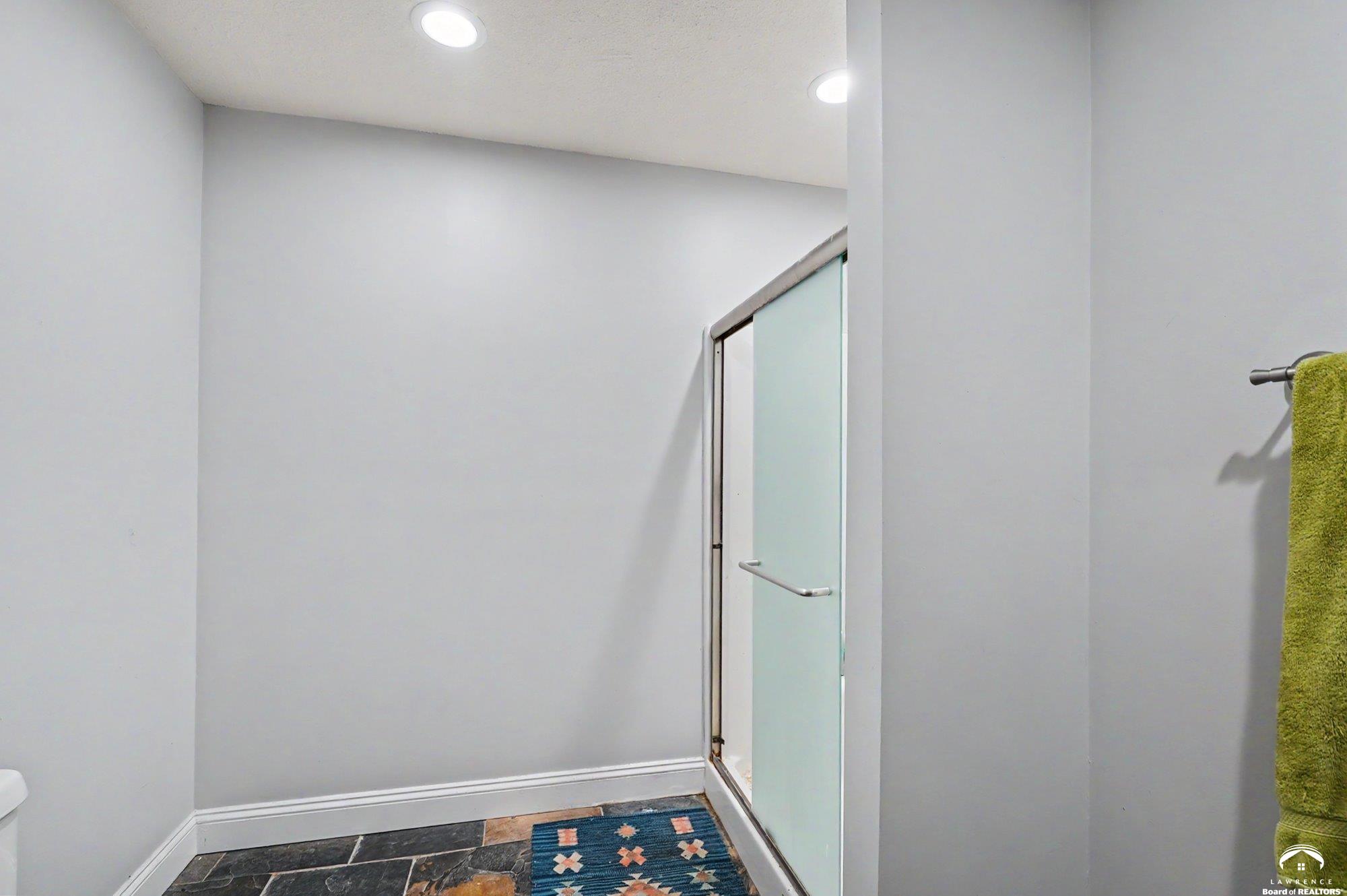 3238 Huntington Road Lawrence, KS 66049 - Photo 37 of 49
