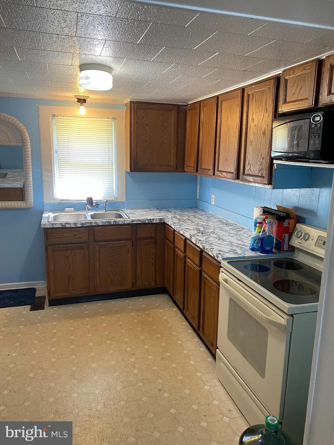28521 Deal Island Road Princess Anne, MD 21853 - Photo 4 of 14 Kitchen