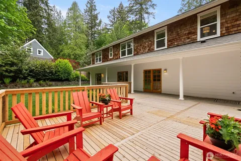 $1,675,000 | 6963 Northeast Hidden Cove Road, Bainbridge Island, WA 98110