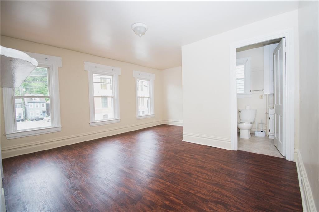 827 Evergreen Road Pittsburgh, PA 15209 - Photo 12 of 17 Gallery Image 12