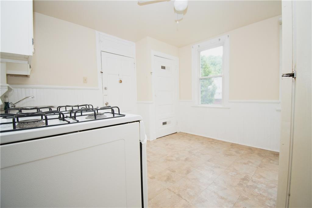 827 Evergreen Road Pittsburgh, PA 15209 - Photo 4 of 17 Gallery Image 4