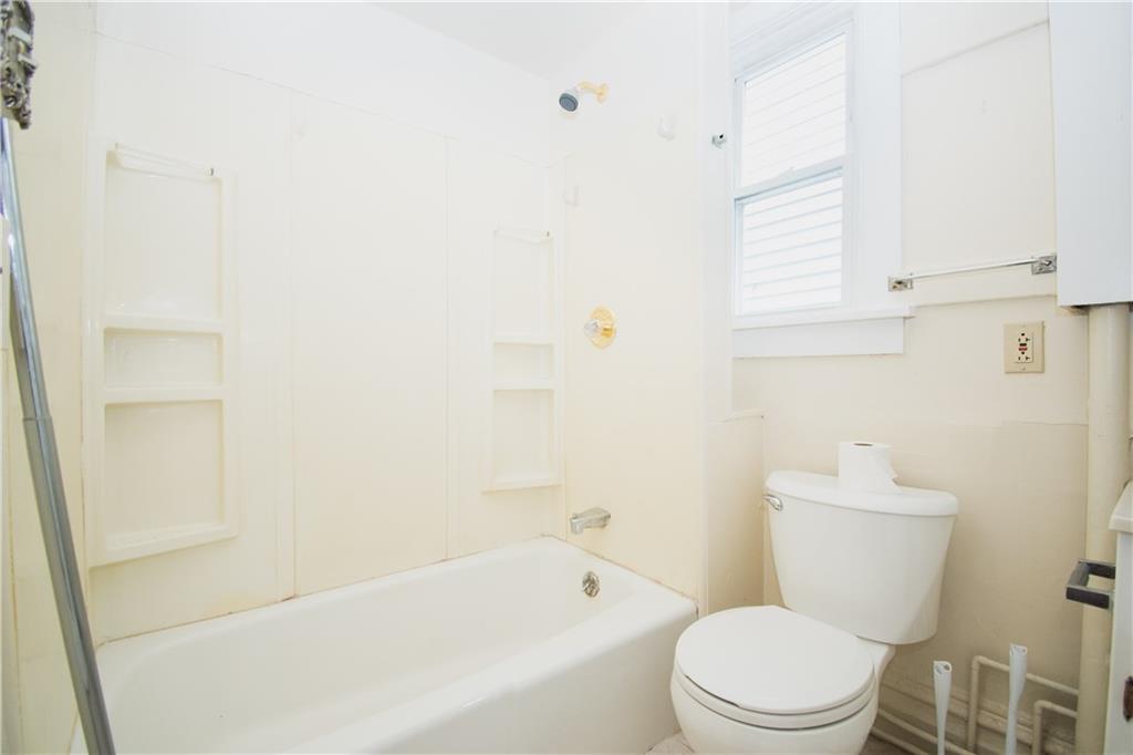 827 Evergreen Road Pittsburgh, PA 15209 - Photo 9 of 17 Gallery Image 9