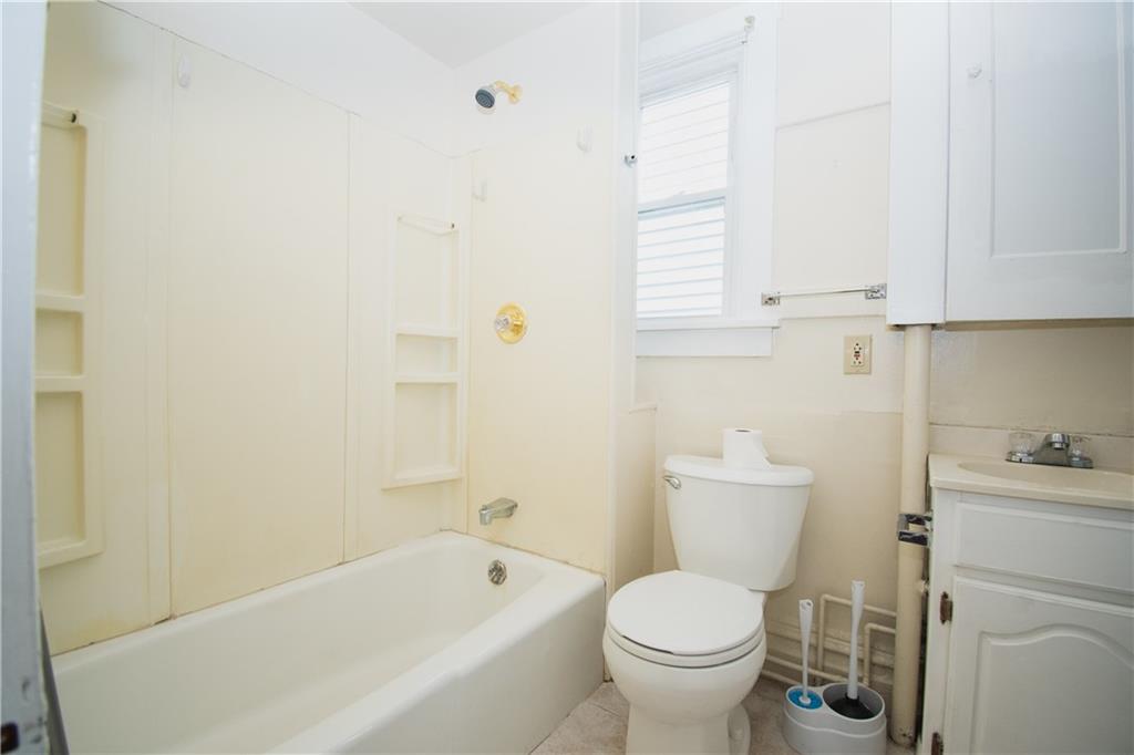 827 Evergreen Road Pittsburgh, PA 15209 - Photo 10 of 17 Gallery Image 10