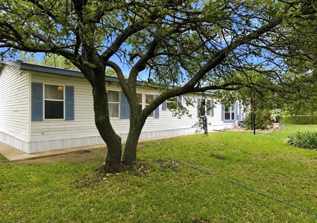 134 Private Road 4523 Decatur, TX 76234 - Photo 34 of 34 2,430 Sq. Ft. - Open Floorplan