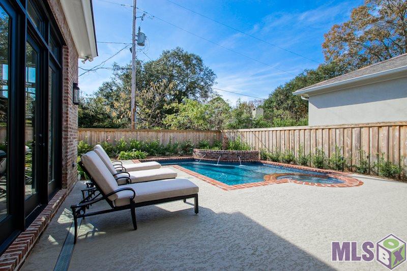 4844 Mimosa Street Baton Rouge, LA 70808 - Photo 3 of 31 Gallery Image 3