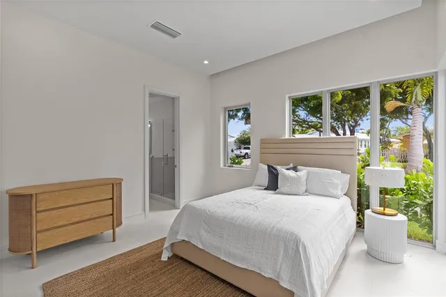 $20,000 | 221 Shore Court, Unit 221, Lauderdale-by-the-Sea, FL 33308