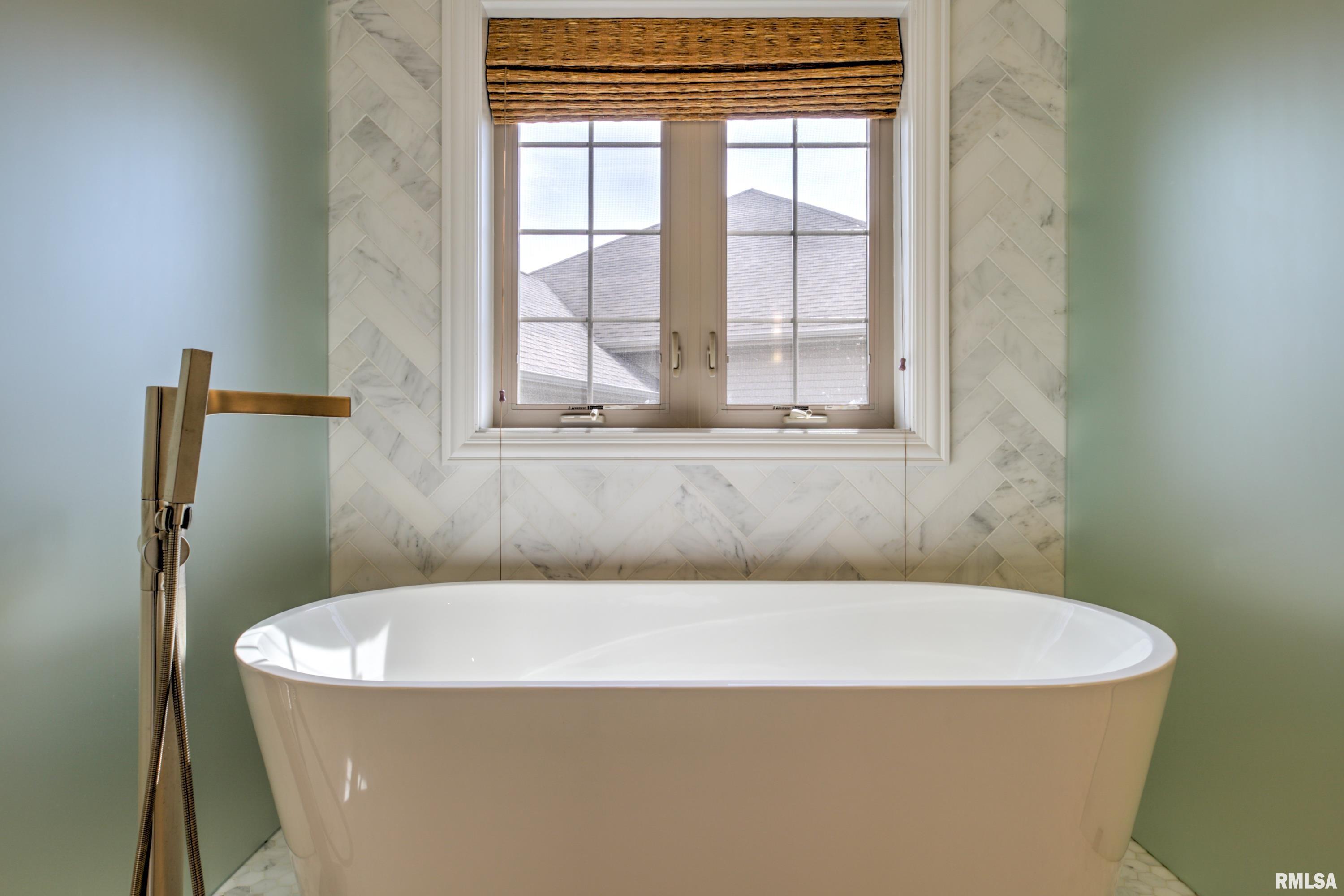 11047 North Country Ridge Lane Dunlap, IL 61525 - Photo 20 of 45