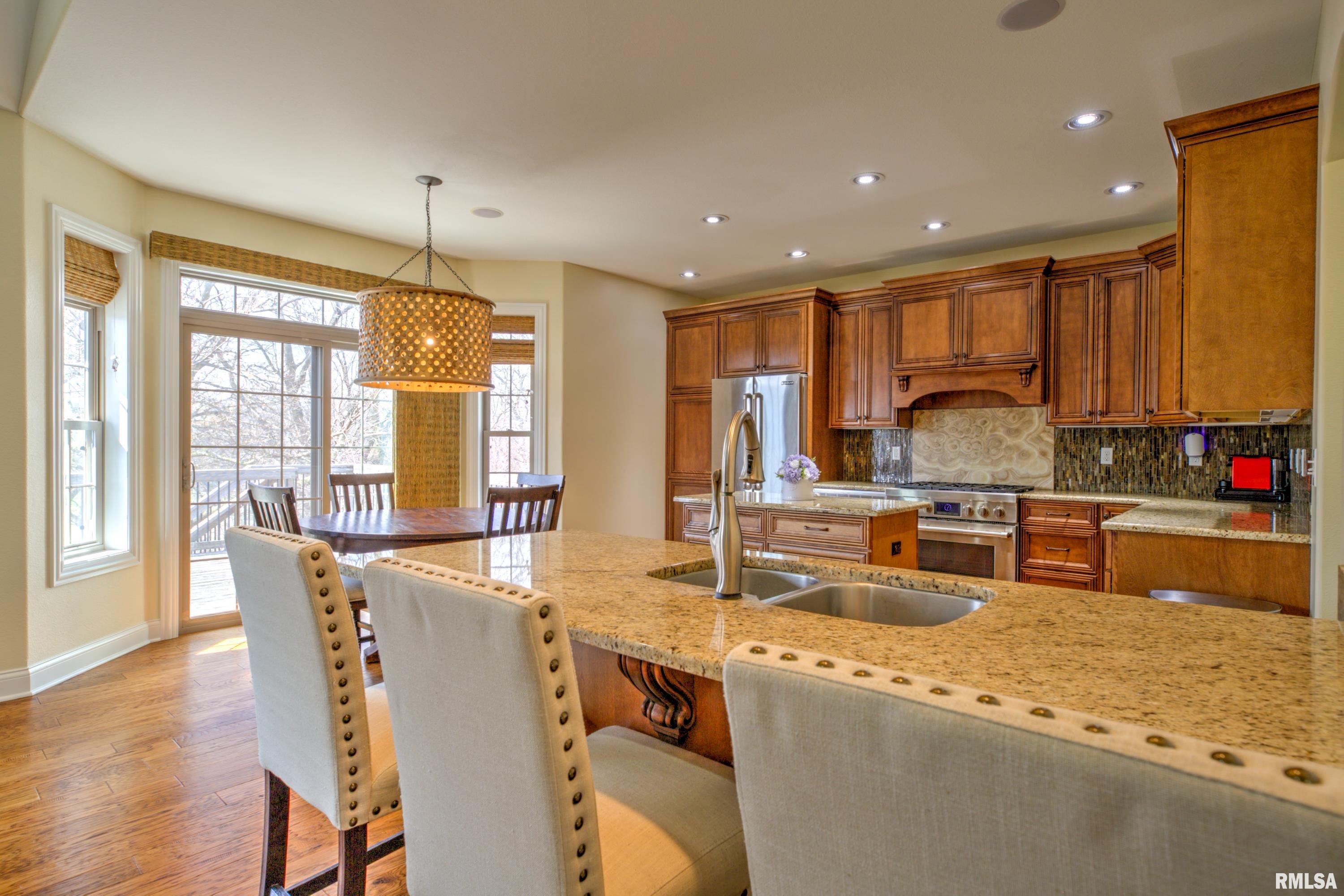 11047 North Country Ridge Lane Dunlap, IL 61525 - Photo 8 of 45