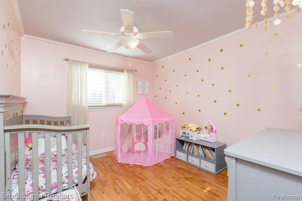 47675 Chrys Road Macomb, MI 48044 - Photo 22 of 38 Chrys_22.JPG