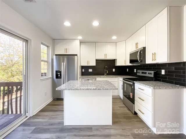 $325,000 | 1228 Iron Gate Court, Rock Hill, SC 29732